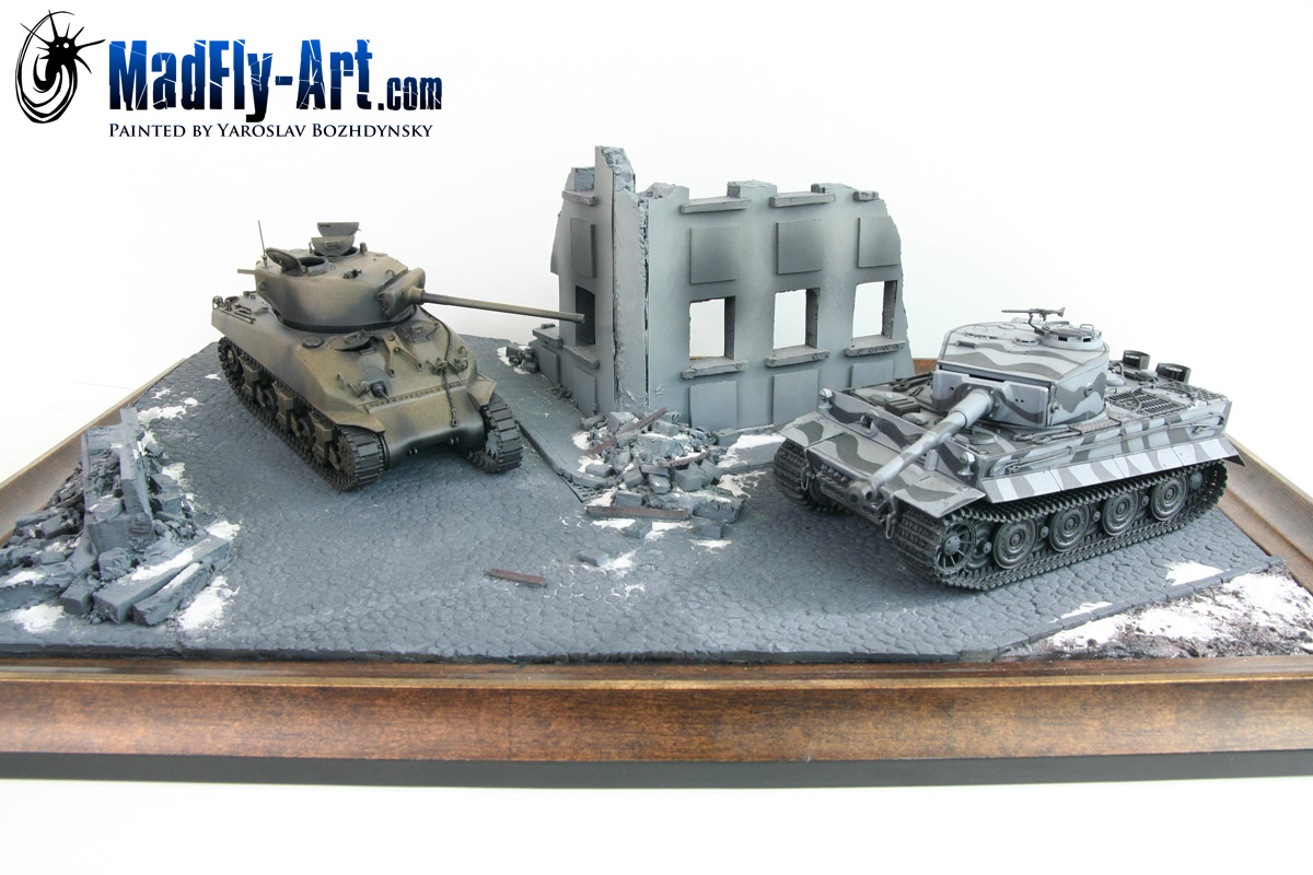 Tiger I vs M4 Sherman Diorama